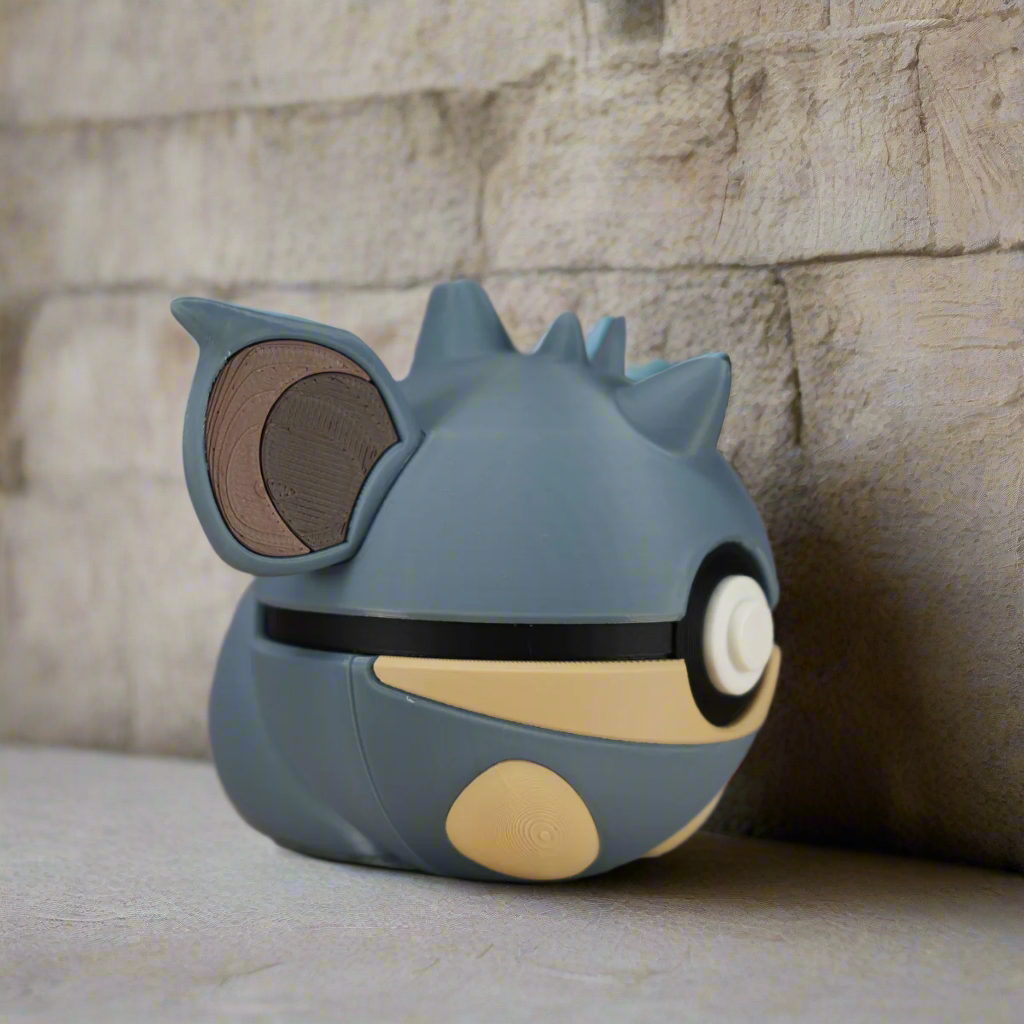 (031) Toxthorn Empress - Monster Ball